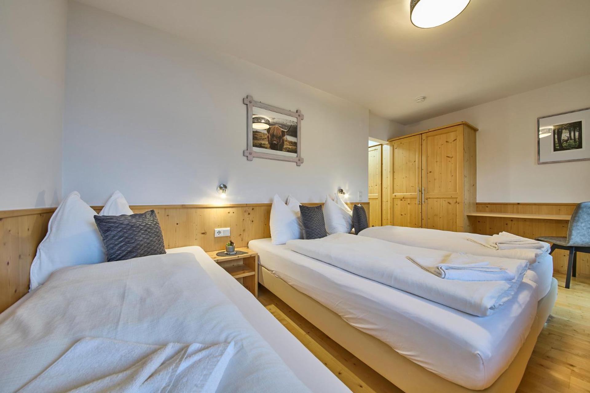 Platzhirsch Rooms - B&B - Self Check-In Piesendorf Buitenkant foto