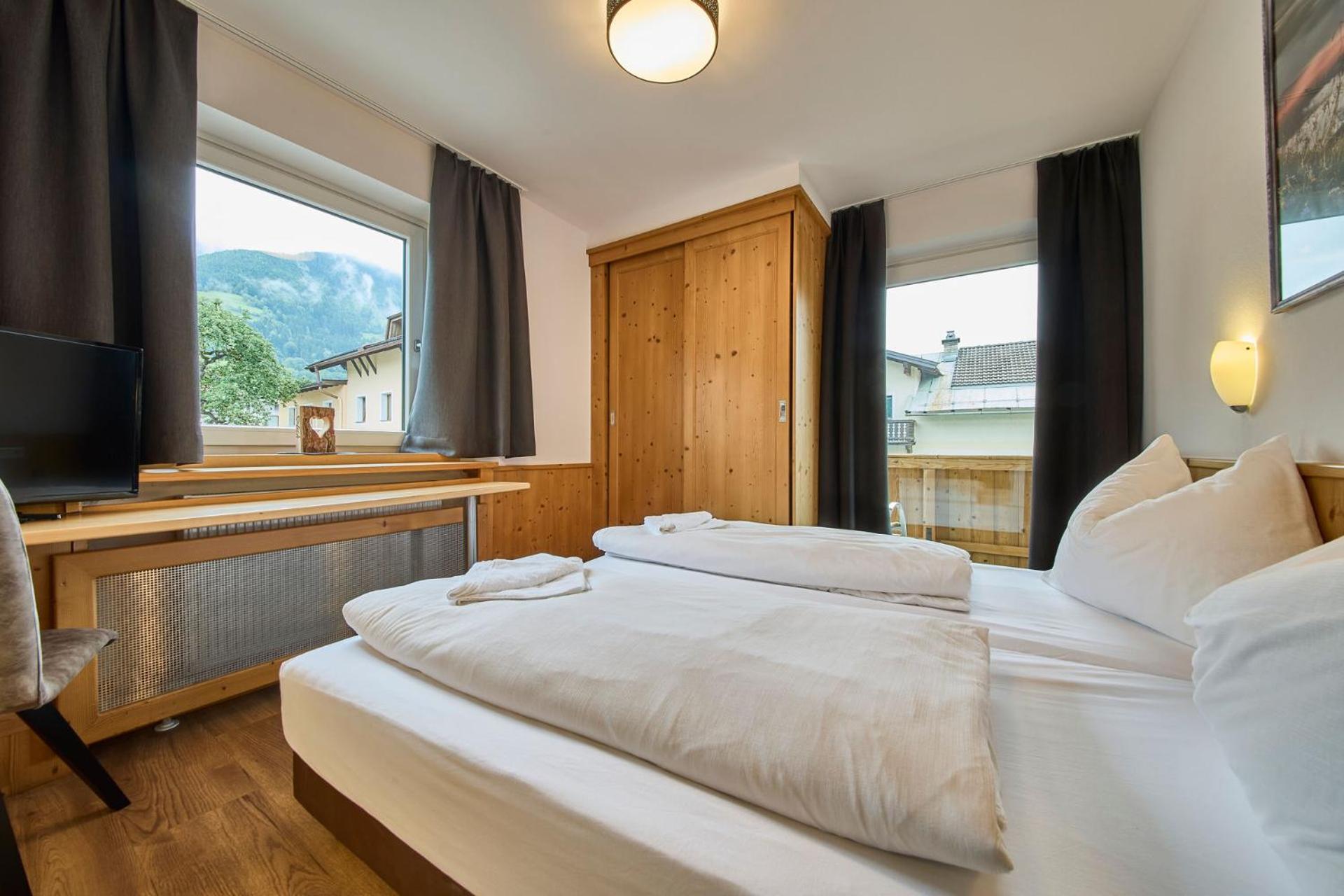 Platzhirsch Rooms - B&B - Self Check-In Piesendorf Buitenkant foto